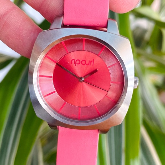 RIP CURL PINK WATCH—New Battery—Stainless Steel Case—NICE - Picture 13 of 13
